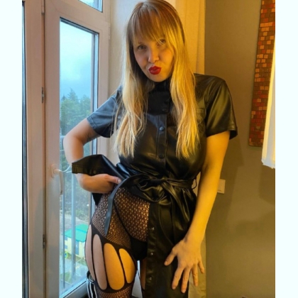    ����  ��� ���   �e�� ���e����